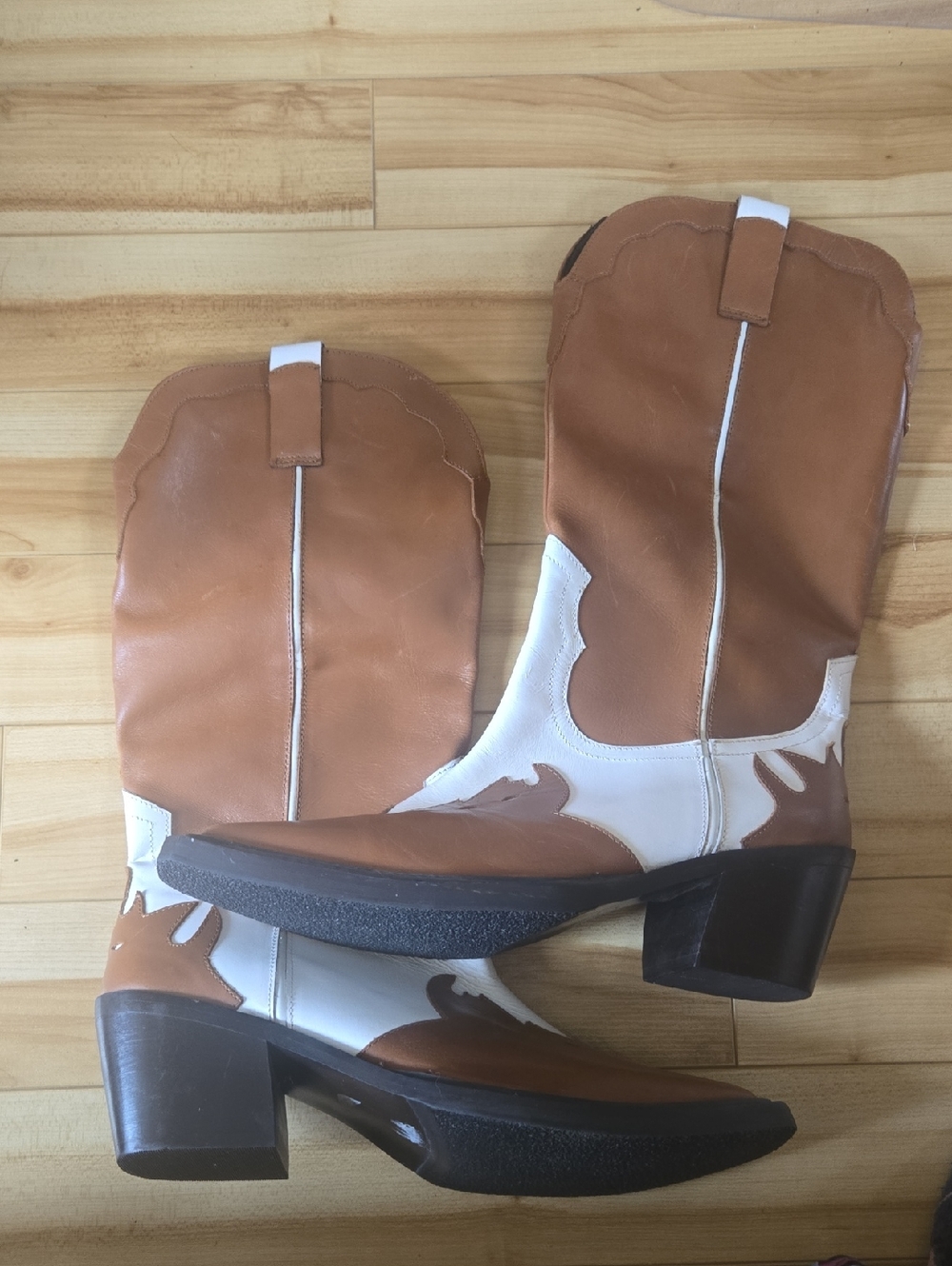 Two-Tone Brown and White Western Boots Cowboy Boots Size 10 Mens